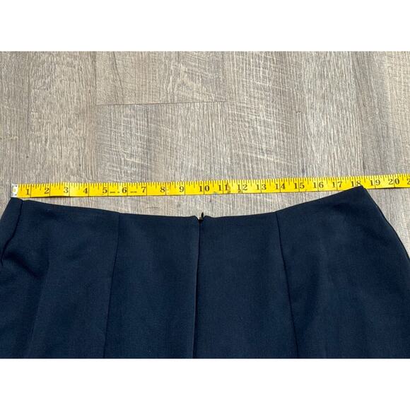 IGIGI Women NAVY Ruffle Skirt 18 Plus - SEE PICS - Picture 7 of 8